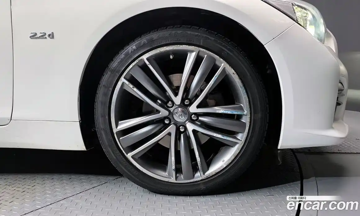 Infiniti Q50 2015 2.1 гидро в Москве № 284170, фото 5
