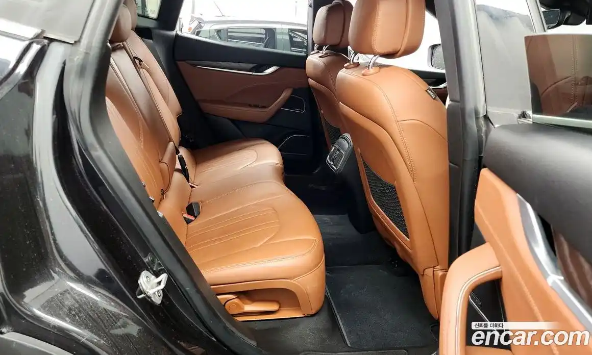 Maserati Levante 2019 3.0 гидро в Москве № 304461, фото 12