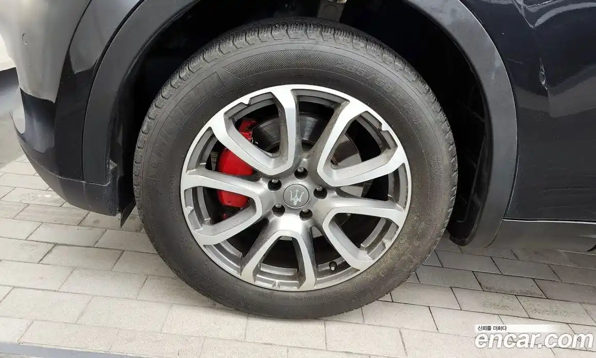 Maserati Levante 2019 3.0 гидро в Москве № 304461, фото 5