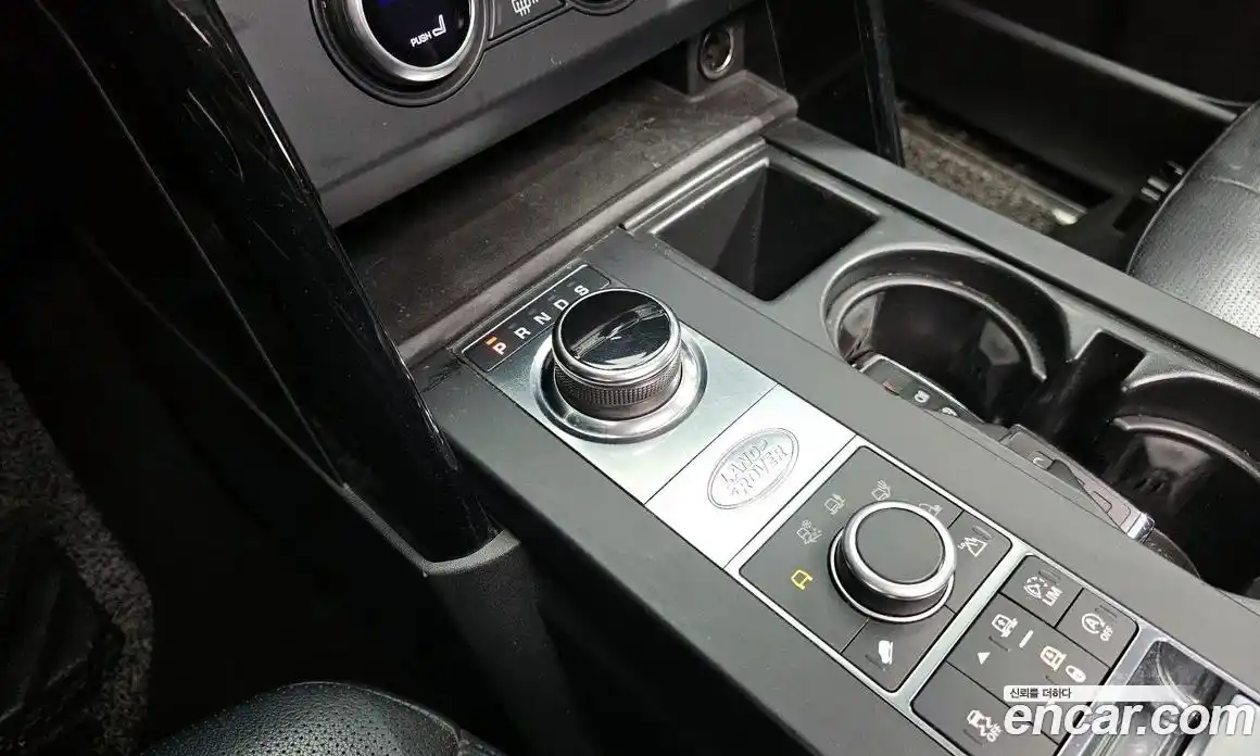 Land Rover Discovery 2018 2.0 гидро в Москве № 316045, фото 8