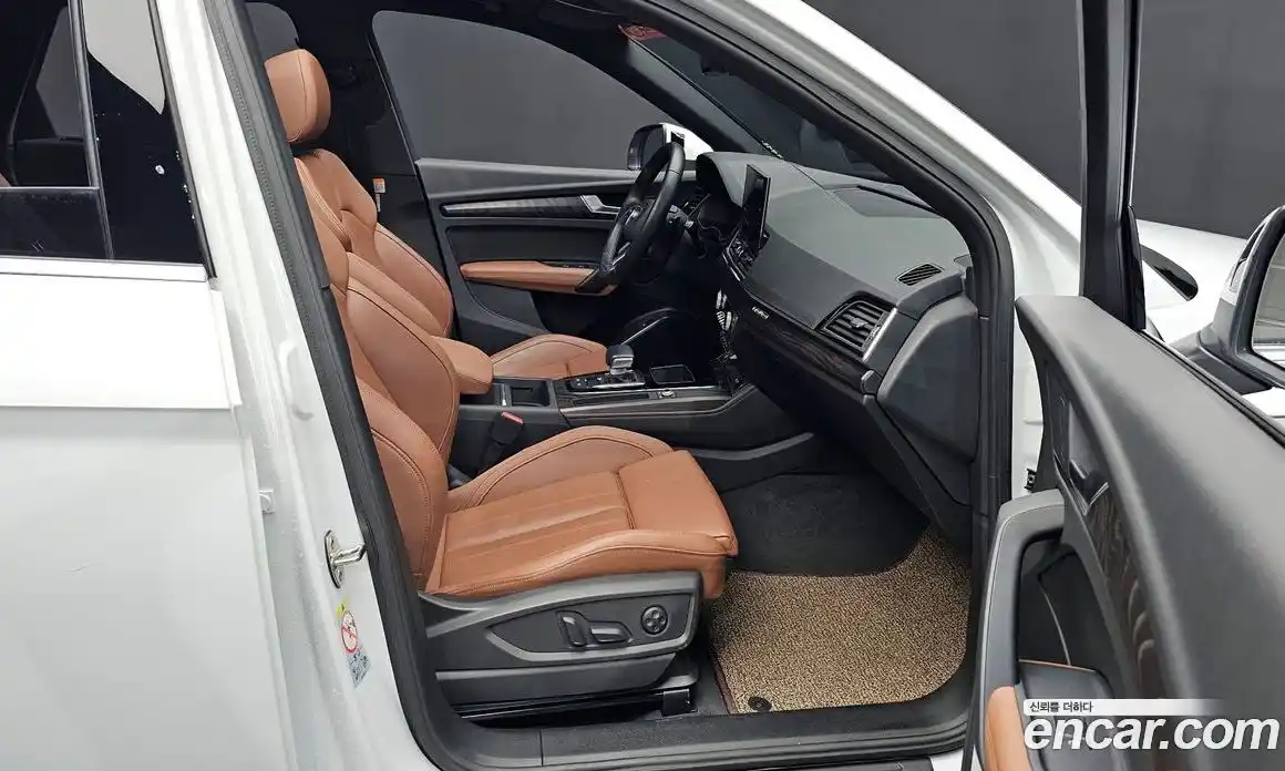 Audi Q5 2022 2.0 гидро в Москве № 324198, фото 10