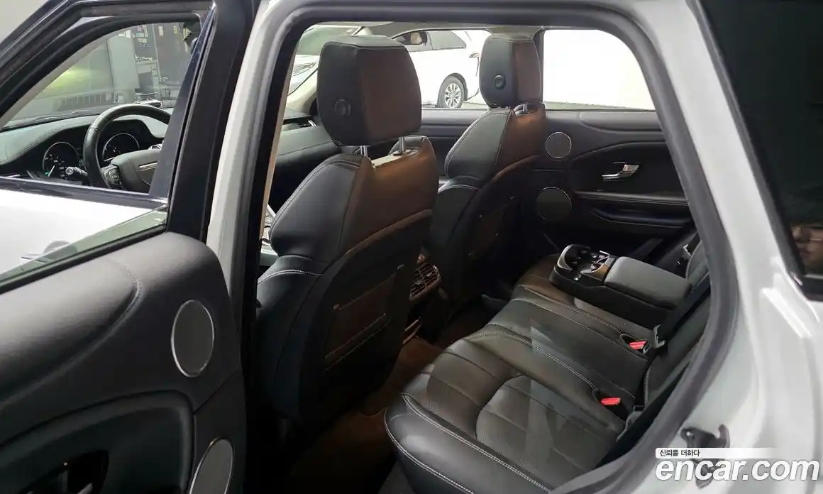 Land Rover Range-Rover Evoque 2019 2.0 гидро в Москве № 333127, фото 11