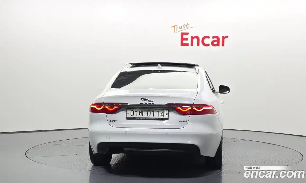 Jaguar XF 2016 2.0 гидро в Москве № 335817, фото 4