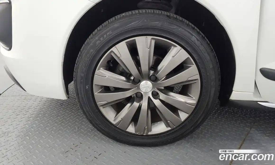 Peugeot 3008 2015 1.6 гидро в Москве № 336227, фото 5