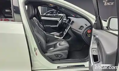 Volvo S60 2015 2.0 гидро в Москве № 344267, миниатюра 11