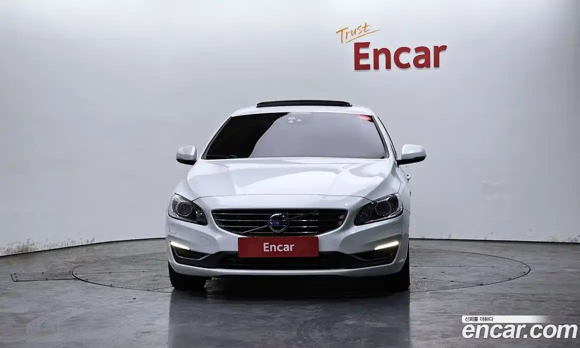 Volvo S60 2015 2.0 гидро в Москве № 344267, фото 3