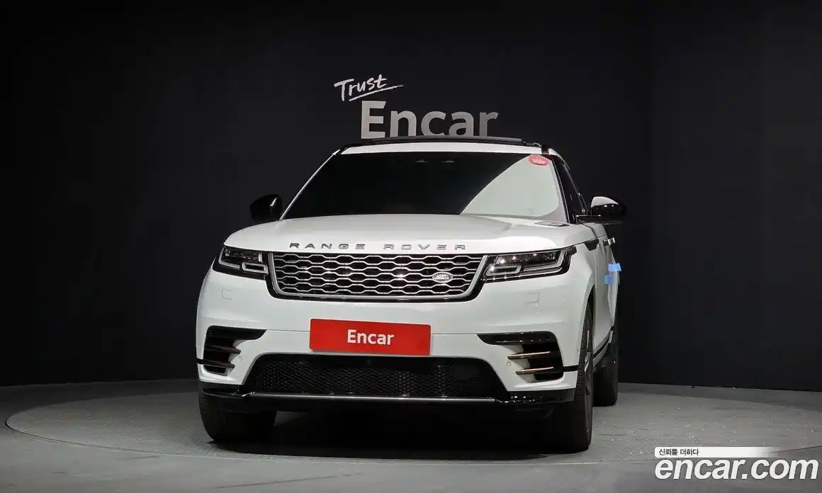 Land Rover Range-Rover Velar 2021 3.0 гидро в Москве № 416266, фото 3