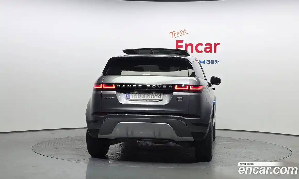 Land Rover Range-Rover Evoque 2022 2.0 гидро в Москве № 416267, фото 4