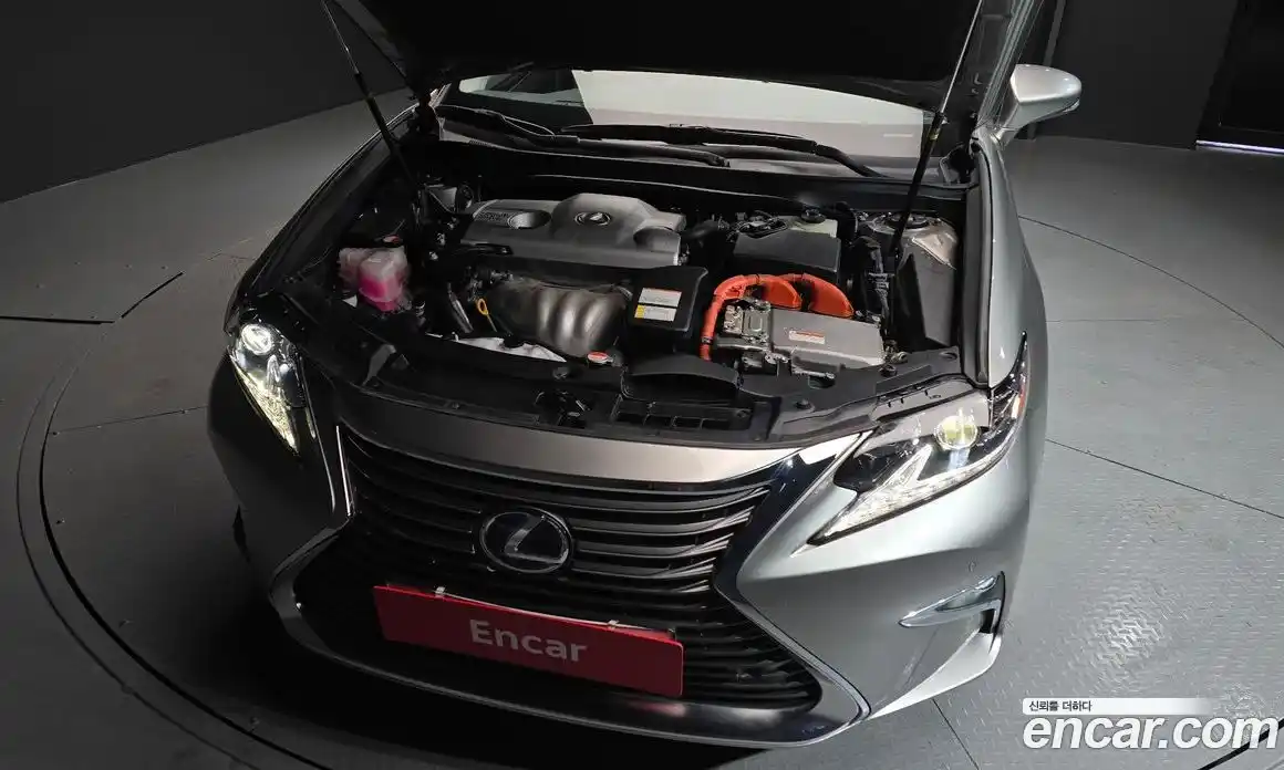Lexus ES 2016 2.5 гидро в Москве № 425013, фото 6