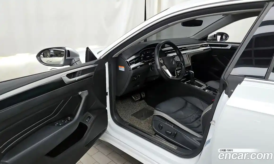 Volkswagen Arteon 2023 2.0 гидро в Москве № 432387, фото 10