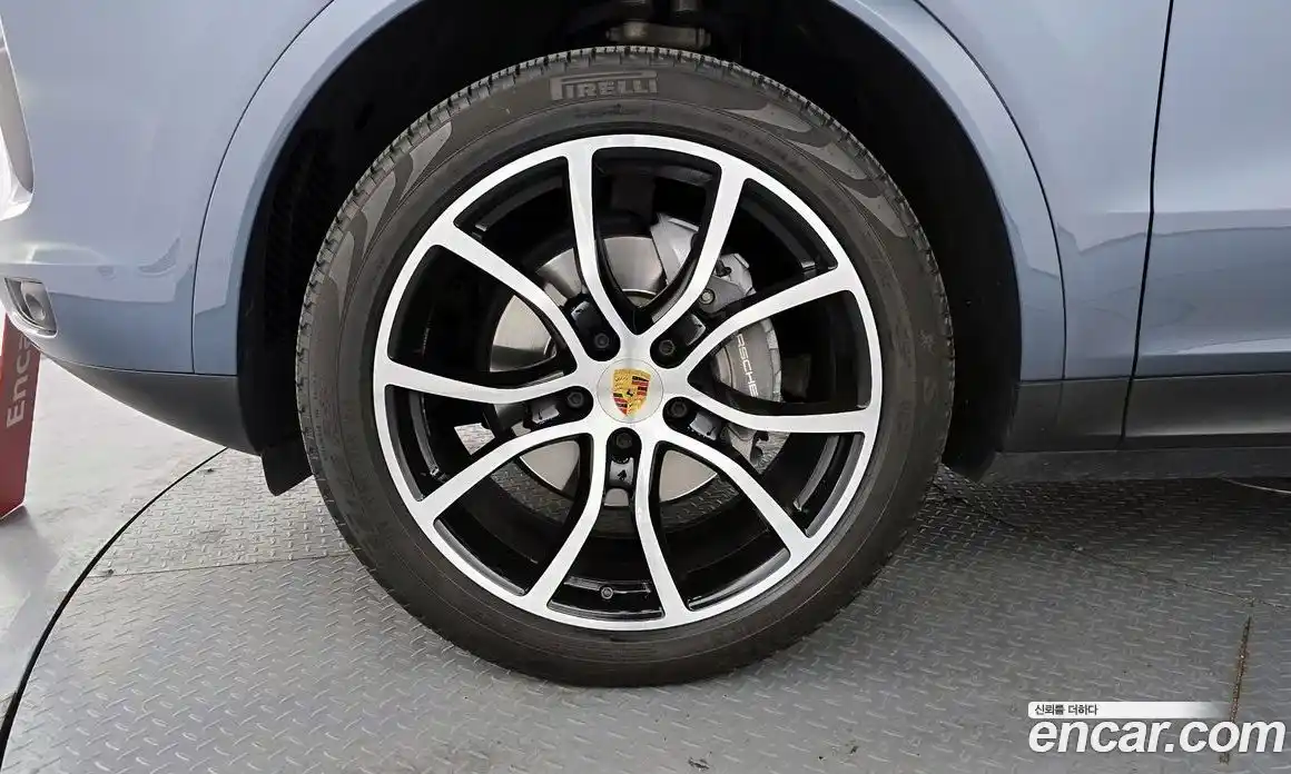 Porsche Cayenne 2019 3.0 гидро в Москве № 498131, фото 5