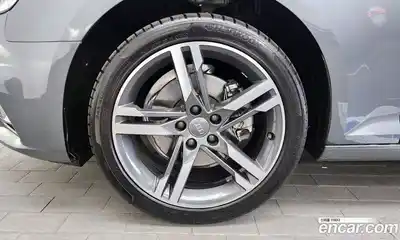 Audi A4 2019 2.0 гидро в Москве № 543998, миниатюра 5