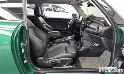 Mini Cooper 2021 1.5 гидро в Москве № 595177, миниатюра 11