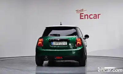 Mini Cooper 2021 1.5 гидро в Москве № 595177, миниатюра 4