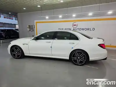 Mercedes-Benz E-Class 2019 4.0 гидро в Москве № 623571, миниатюра 2