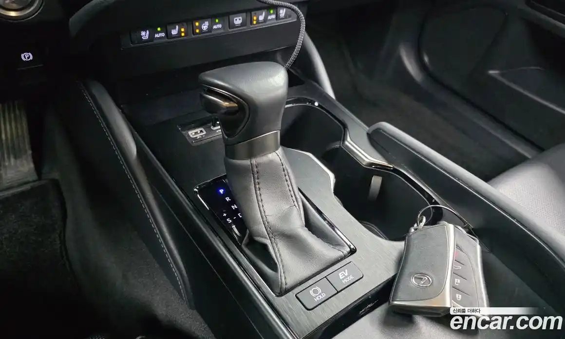 Lexus ES 2023 2.5 гидро в Москве № 628532, фото 9