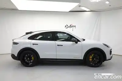Porsche Cayenne 2023 4.0 гидро в Москве № 724371, миниатюра 4