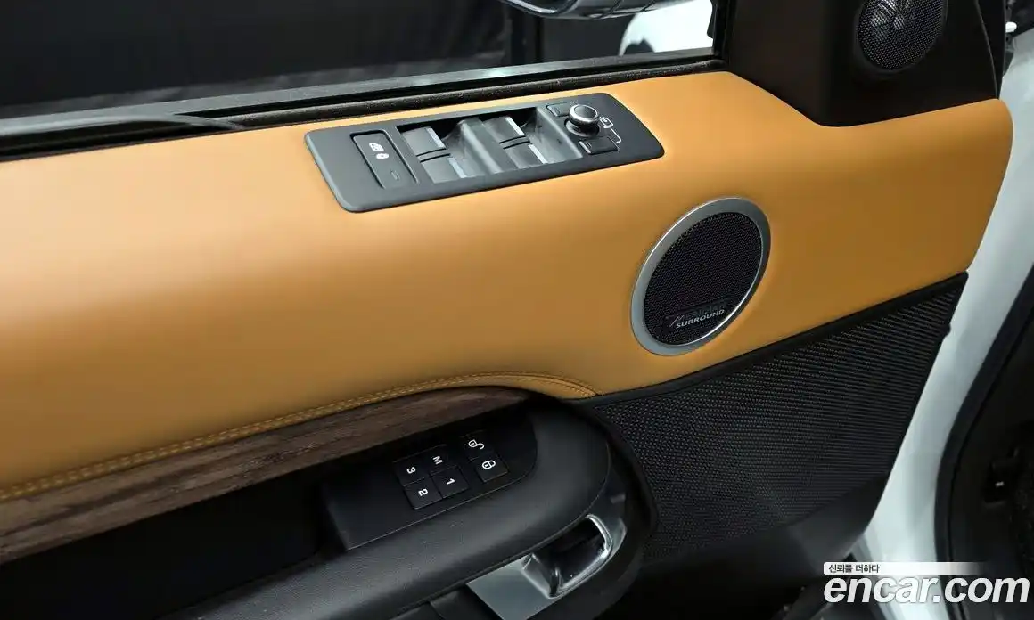 Land Rover Discovery 2018 3.0 гидро в Москве № 766144, фото 11