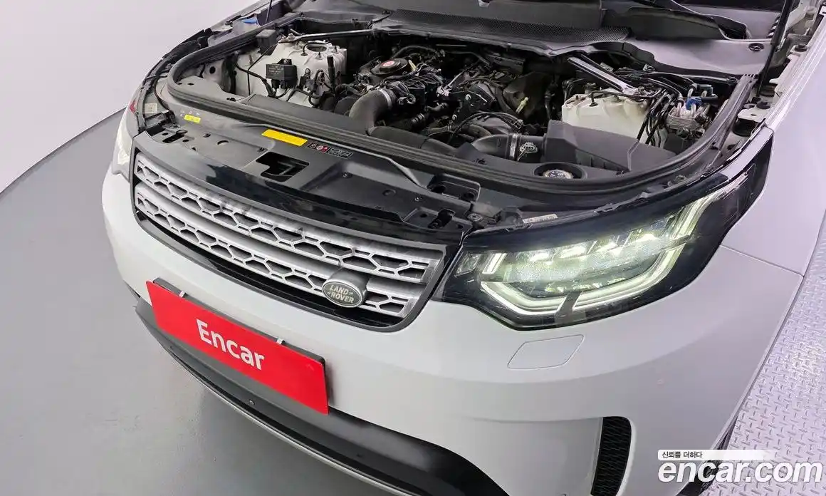 Land Rover Discovery 2018 3.0 гидро в Москве № 766144, фото 6