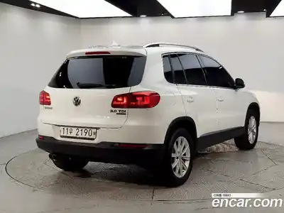 Volkswagen Tiguan 2015 2.0 гидро в Москве № 767310, миниатюра 4