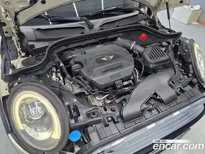 Mini Cooper 2015 1.5 гидро в Москве № 802604, миниатюра 6