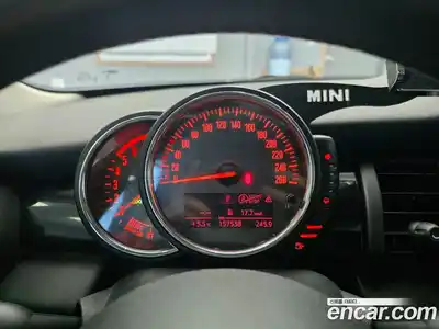 Mini Cooper 2015 1.5 гидро в Москве № 802604, миниатюра 8