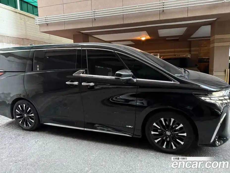 Toyota Alphard 2025 2.5 гидро в Москве № 803259, фото 3