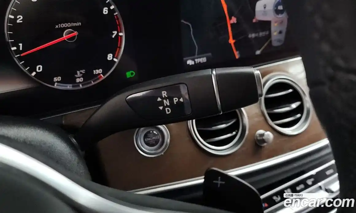 Mercedes-Benz E-Class 2020 2.0 гидро, фото 9