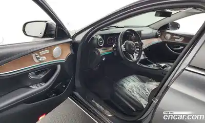Mercedes-Benz E-Class 2020 2.0 гидро, миниатюра 10