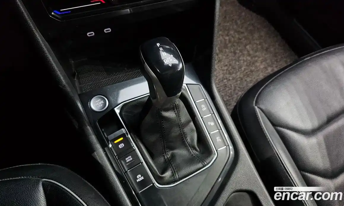 Volkswagen Tiguan 2021 2.0 гидро в Москве № 826233, фото 9