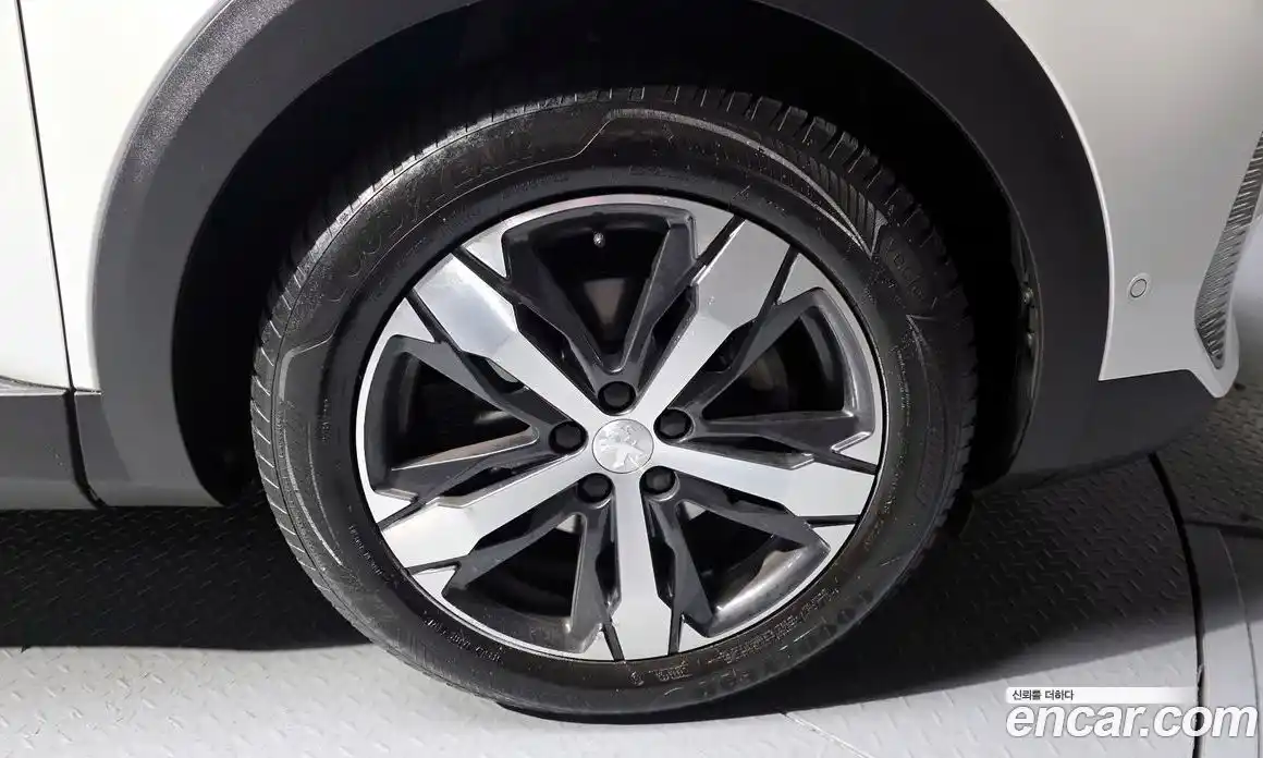 Peugeot 3008 2022 1.2 гидро в Москве № 827452, фото 5