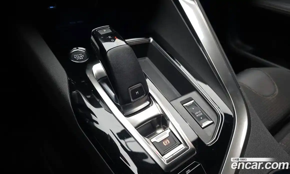 Peugeot 3008 2022 1.2 гидро в Москве № 827452, фото 9