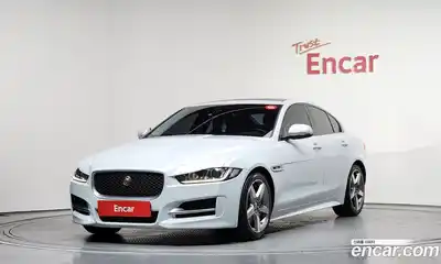 Jaguar XE, 2016