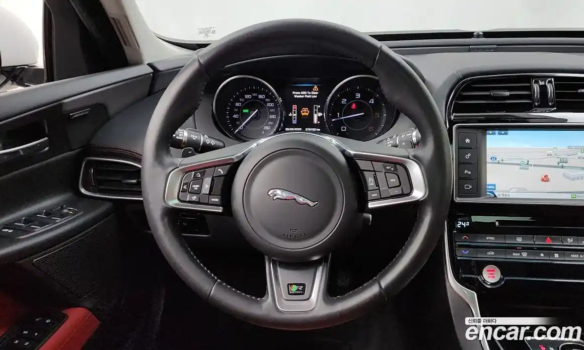 Jaguar XE 2016 2.0 гидро в Москве № 863521, фото 13