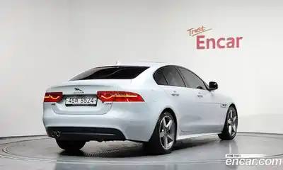 Jaguar XE 2016 2.0 гидро в Москве № 863521, миниатюра 2
