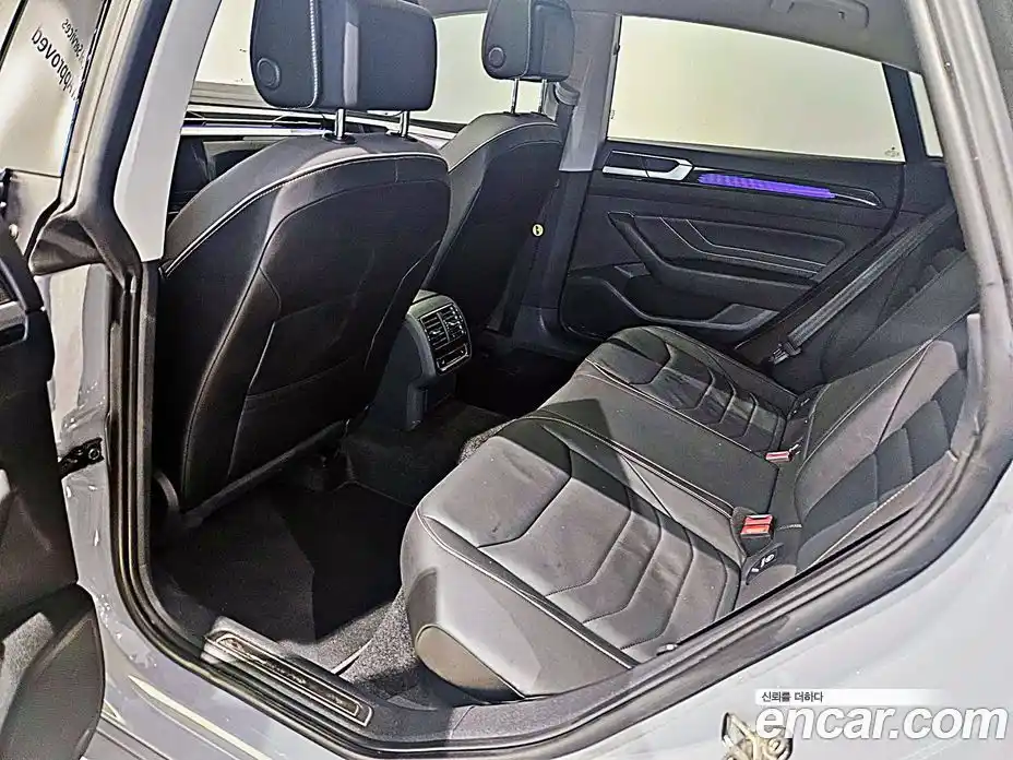 Volkswagen Arteon 2023 2.0 гидро в Москве № 896292, фото 16