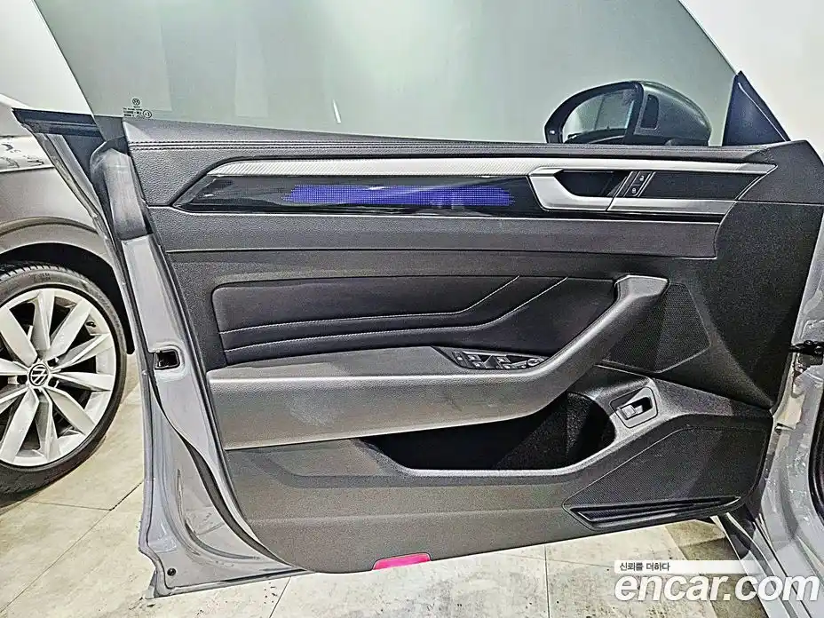 Volkswagen Arteon 2023 2.0 гидро в Москве № 896292, фото 17