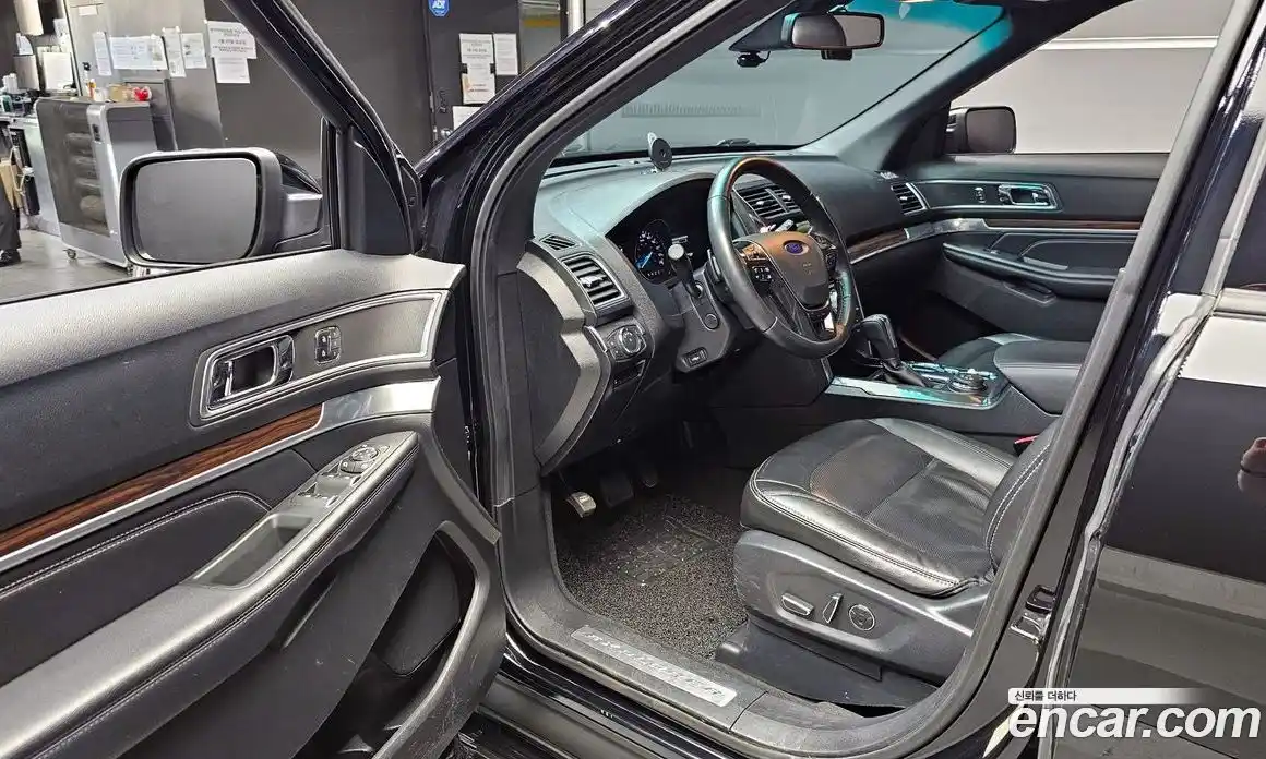 Ford Explorer 2016 2.3 гидро в Москве № 896949, фото 11