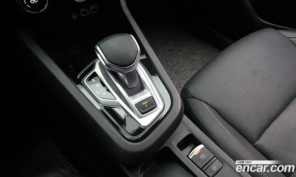 Renault Arkana 2024 1.6 гидро в Москве, фото 9