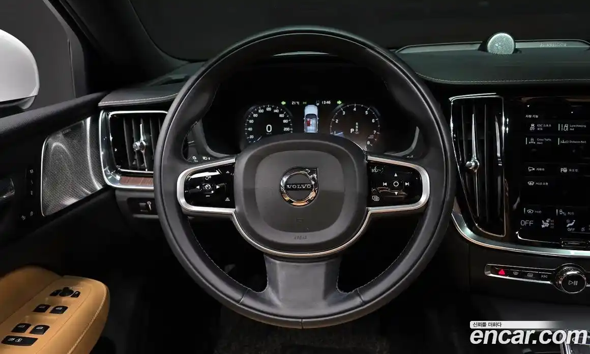 Volvo S60 2021 2.0 гидро в Москве № 972406, фото 12