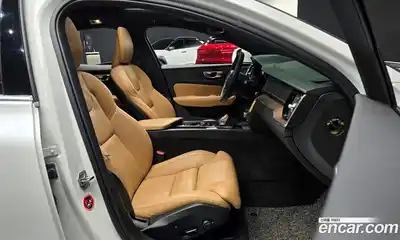 Volvo S60 2021 2.0 гидро в Москве № 972406, миниатюра 9