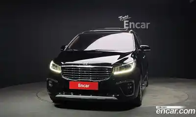 Kia Canival 2018 2.2 гидро в Москве № 972587, миниатюра 3
