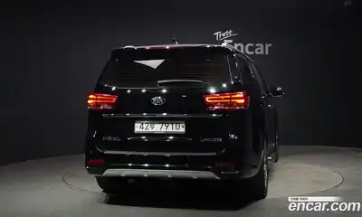 Kia Canival 2018 2.2 гидро в Москве № 972587, миниатюра 4