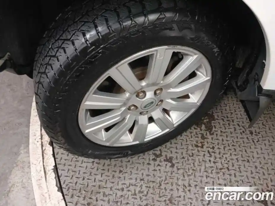 Land Rover Discovery 2013 3.0 гидро в Москве № 975822, фото 20