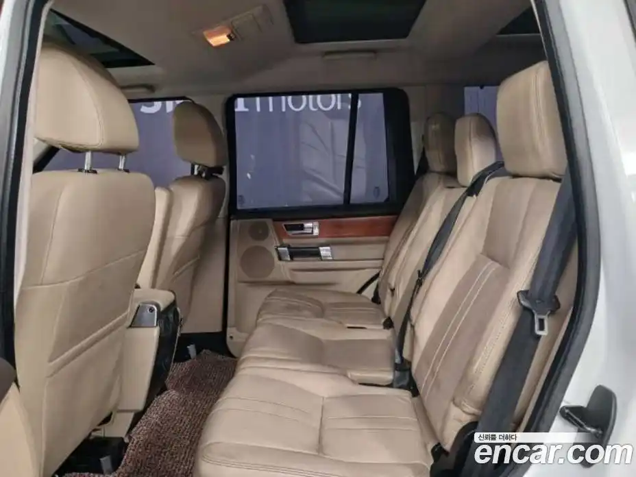 Land Rover Discovery 2013 3.0 гидро в Москве № 975822, фото 8