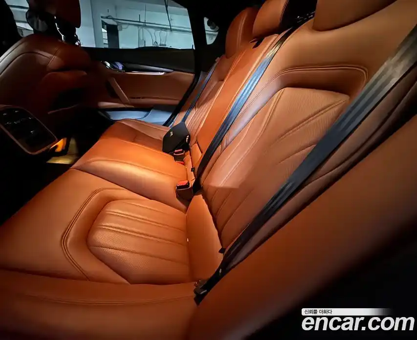 Maserati Quattroporte 2016 3.0 гидро в Москве № 976468, фото 16