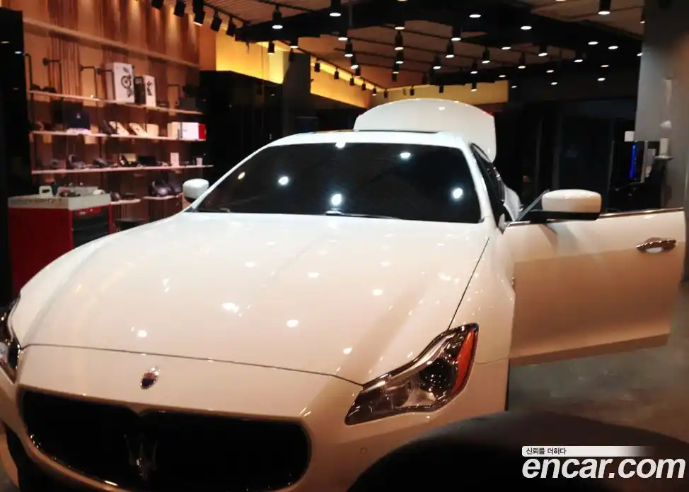 Maserati Quattroporte 2016 3.0 гидро в Москве № 976468, фото 18