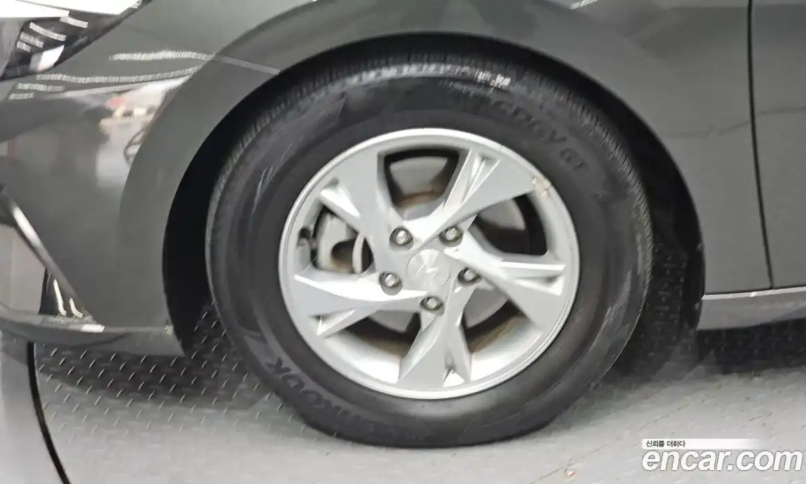 Hyundai Avante 2022 1.6 Автомат в Москве № 1002557, фото 5