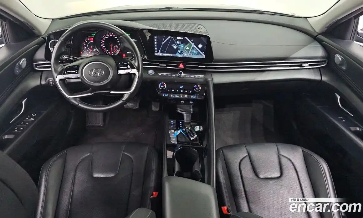 Hyundai Avante 2022 1.6 Автомат в Москве № 1002557, фото 7