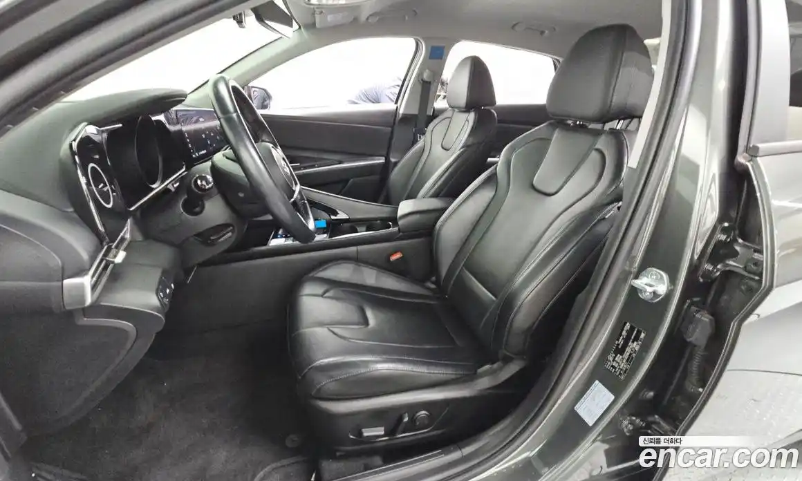 Hyundai Avante 2022 1.6 Автомат в Москве № 1002557, фото 10